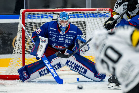 Oskarshamns målvakt Emil Kruse