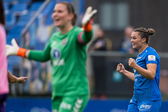 Anna Nerland Aahjem of Brann celebrates after scoring the 1-1 goal