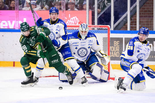 Färjestads Marian Studenic och Leksands Fred Nilsson,