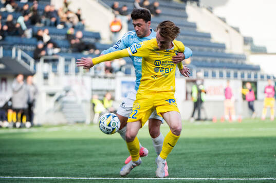 Gefles Iu Ranera Grau och IK Oddevolds Julius Johansson