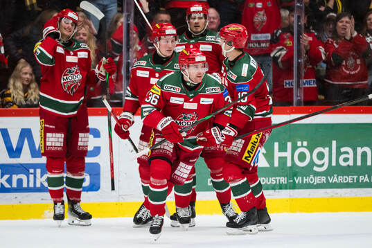 MoDos Sebastian Ohlsson jublar