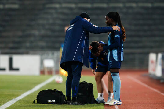 Djurgårdens Sura Yekka har ont