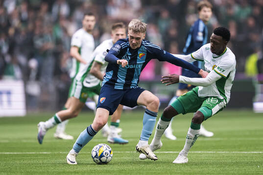 Djurgårdens Santeri Haarala och Hammarbys Montader Madjed