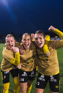 Elfsborgs Hanna Jiozon, Cornelia Svensson och Hedvig Petersson jublar