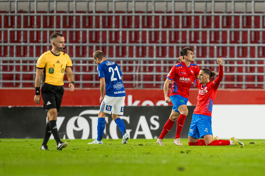 Helsingborgs Jon Birkfeldt och Ervin Gigovic jublar