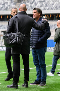 Hammarbys säkerhetsansvarige Göran Rickmer och Djurgårdens sportchef Bosse Andersson