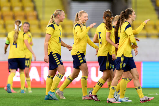 Filippa Andersson Widén and Anna Svanberg of Sweden