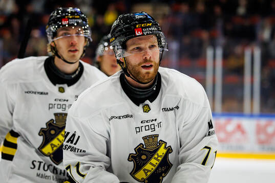 AIKs Lukas Zetterberg jublar