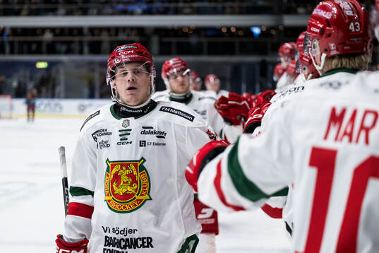 Moras Filip Björkman jublar