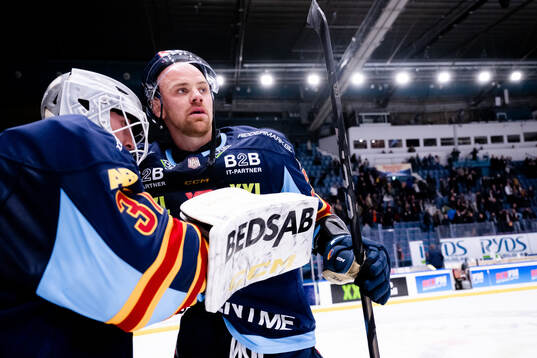 Djurgårdens målvakt Viktor Andrén och Daniel Brodin