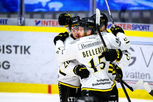 AIKs Theo Hårdstam jublar