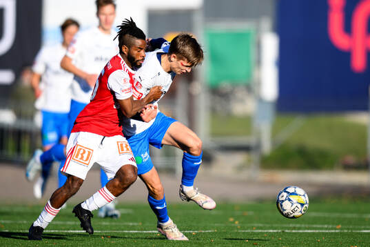 Sandvikens IFs John Junior Igbarumah och Helsingborgs