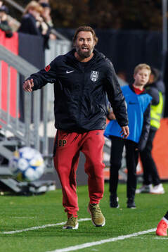 Brommapojkarnas tränare Olof Mellberg