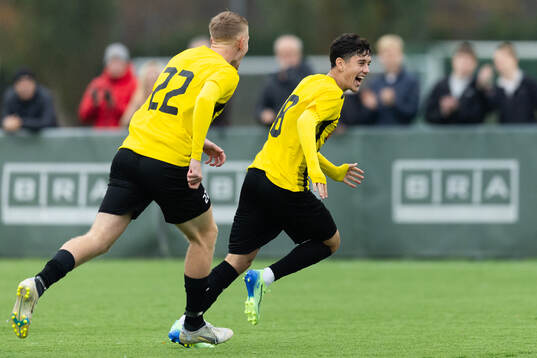 Häckens Malte Ljungkull jublar