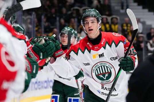 Frölundas David Edstrom jublar