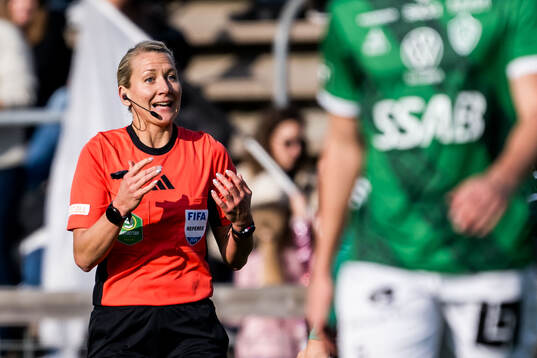 Domare Tess Olofsson