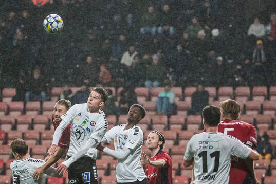 Örebros Erik McCue
