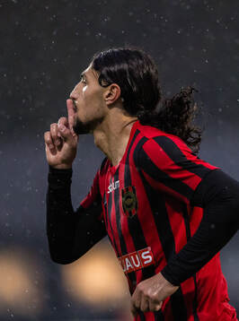 Brommapojkarnas David Isso jublar