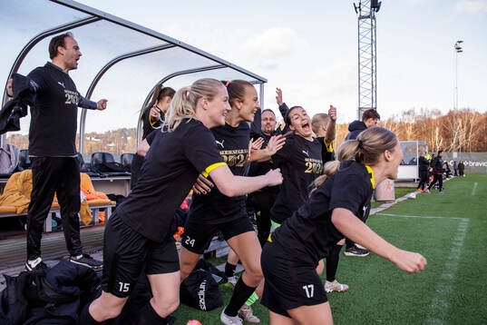 Häckens Alexandra Larsson, Bianca Hultbäck Nattland och