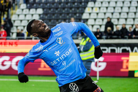 Halmstads Blair Sebastian Turgott jublar