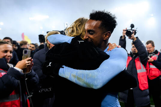 Sebastian Nanasi och Malmö FFs Taha Ali jublar