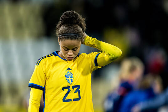 Felicia Schröder of Sweden looks dejected