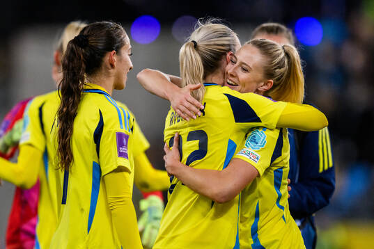 Rebecka Blomqvist and Josefine Rybrink of Sweden