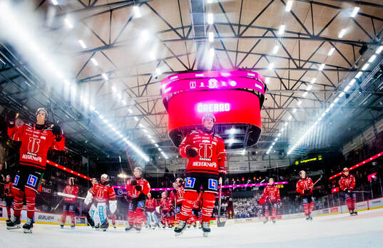 Örebros Filip Berglund och Patrik Karlkvist jublar