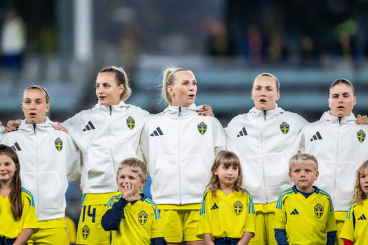 Julia Zigiotti Olme, Nathalie Björn, Stina Blackstenius,