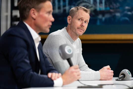 Frölundas tränare Roger Rönnberg och Skellefteås