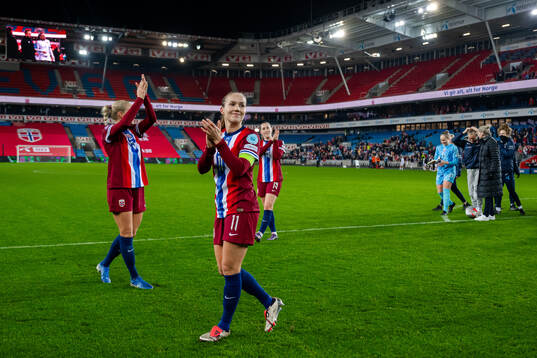 Guro Reiten of Norway celebrates