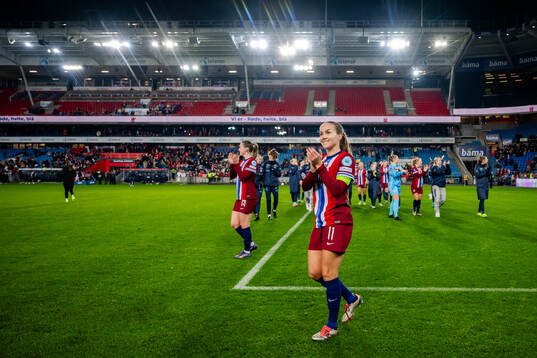 Guro Reiten of Norway celebrates