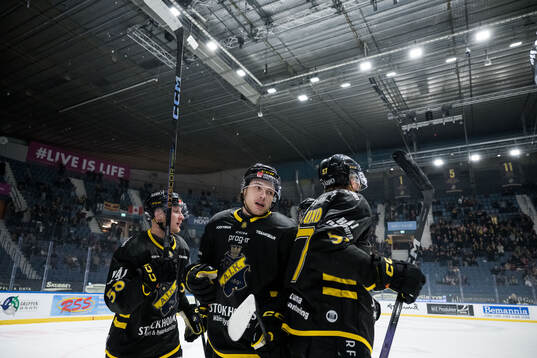 AIKs Scott Pooley jublar