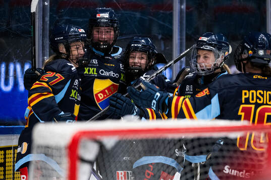 Djurgårdens Alice Wallin, Isabelle Leijonhielm, Wilma