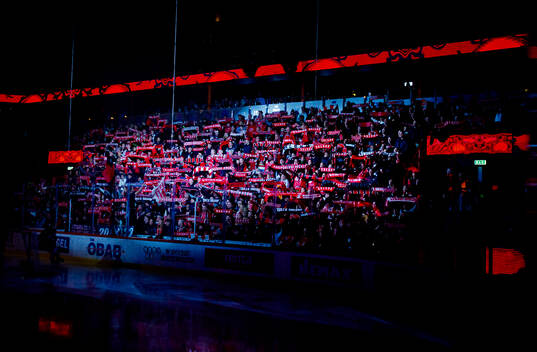 Örebros klack med halsdukar