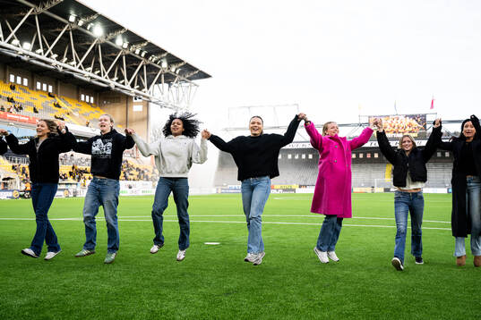 Elfsborgs damlag hyllades innan fotbollsmatchen i Allsvenskan mellan Elfsborg och Västerås den 2 november 2024 i Borås. 