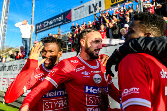 Degerfors Dijan Vukojevic jublar