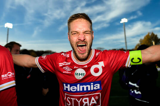 Degerfors Johan Mårtensson jublar över avancemanget till