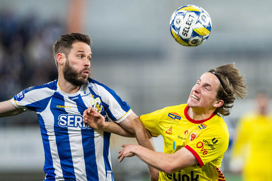 IFK Göteborgs Emil Salomonsson och Kalmars Johan Karlsson