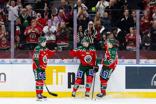 Frölundas Carl Klingberg jublar