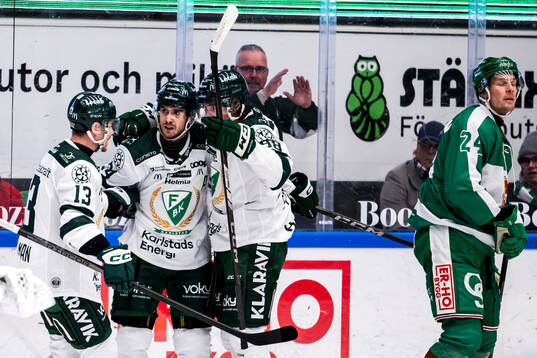 Färjestads Michael Lindqvist jublar