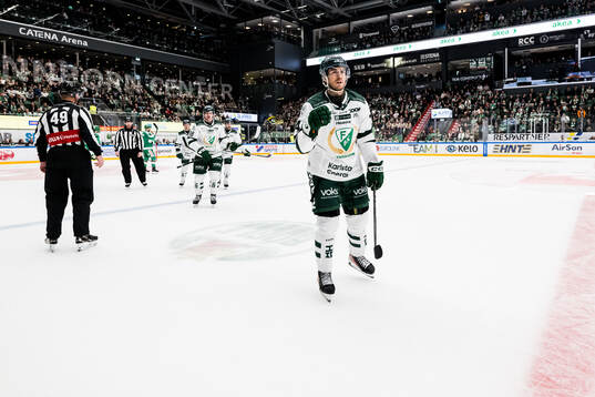 Färjestads Michael Lindqvist jublar