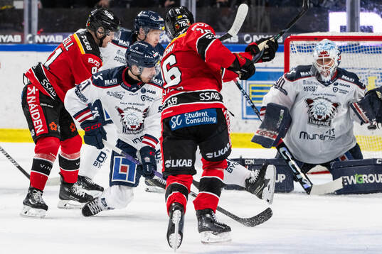 Luleås Anton Levtchi gör 3-1