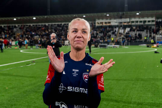 Rosengårds Caroline Seger jublar
