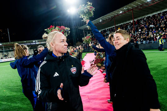 Rosengårds Caroline Seger och sportchef Therese Sjögran hyllas