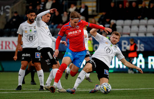 Helsingborgs Taylor Silverholt gör 0-1
