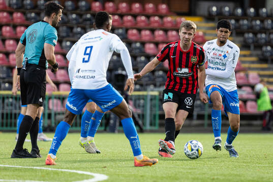 Brommapojkarnas Ludvig Fritzson och Värnamos Luke Le Roux