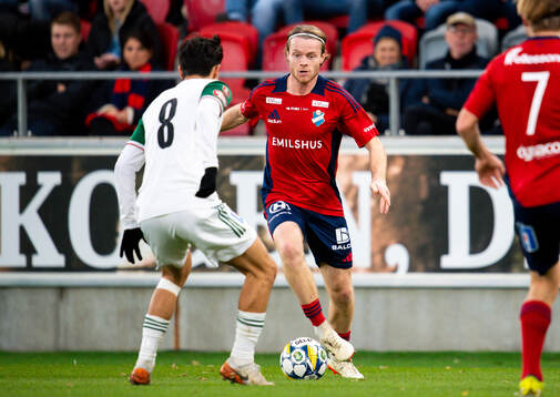 Östers IFs Daniel Ljung och Skövde AIKs Alper Demirol