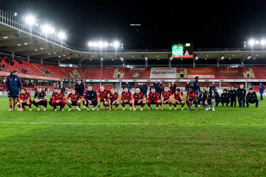 Östers spelare jublar