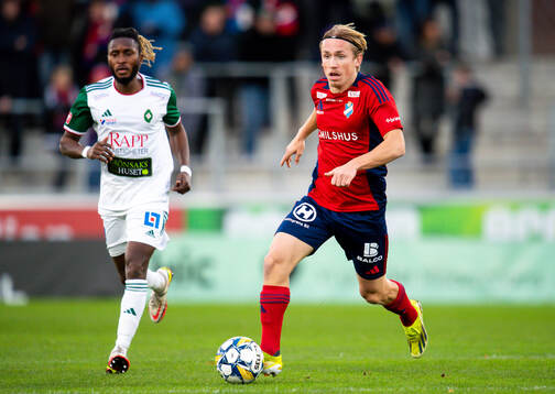 Skövde AIKs Mamudu Moro och Östers IFs David Seger